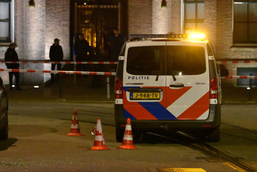 Gewonde na schietpartij afgezet bij ziekenhuis