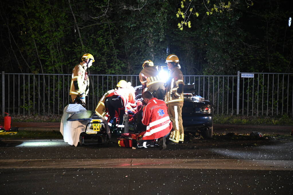 Gewonden en enorme schade bij botsing