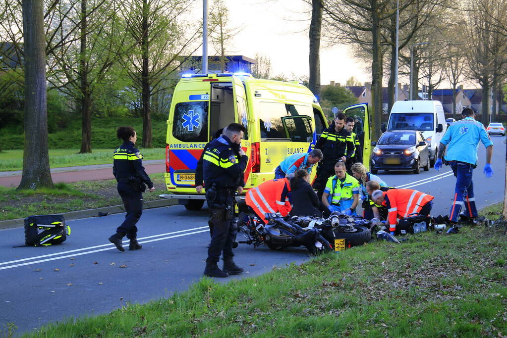 Motorrijder ernstig gewond bij eenzijdig ongeval