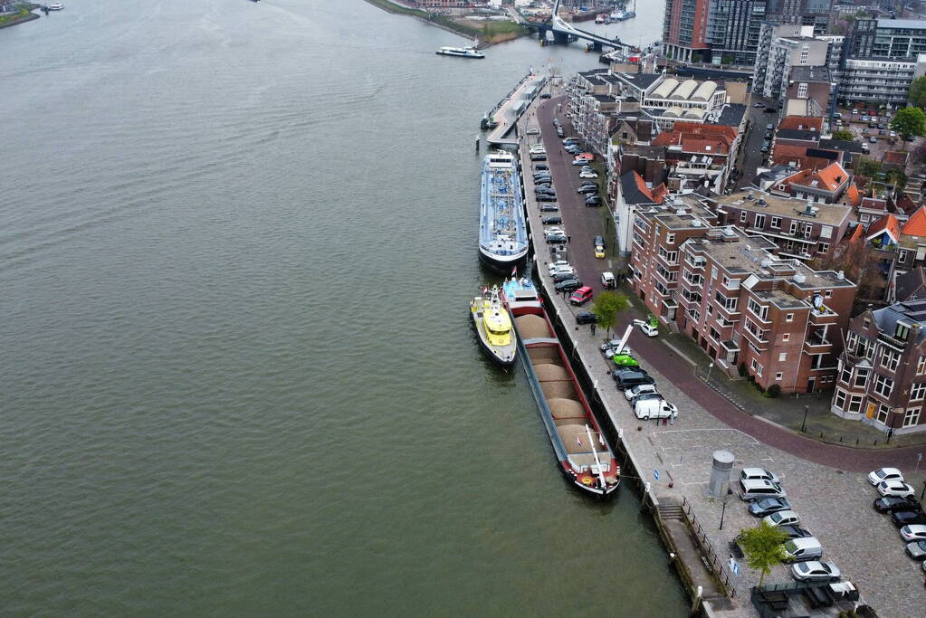 Binnenvaartschepen beschadigd na botsing