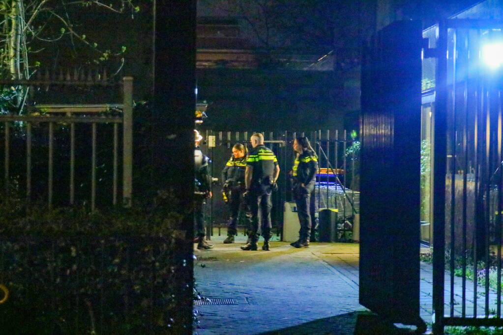 Politie onderzoekt steekpartij in Zuidoost