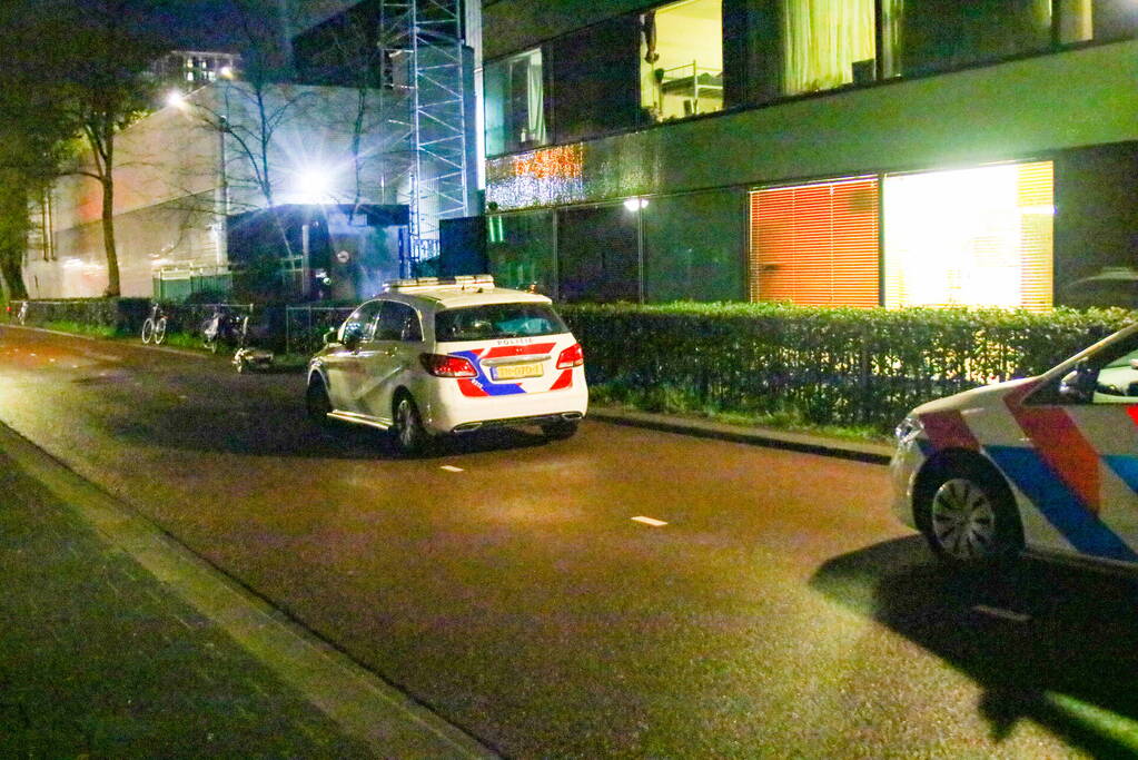 Politie onderzoekt steekpartij in Zuidoost