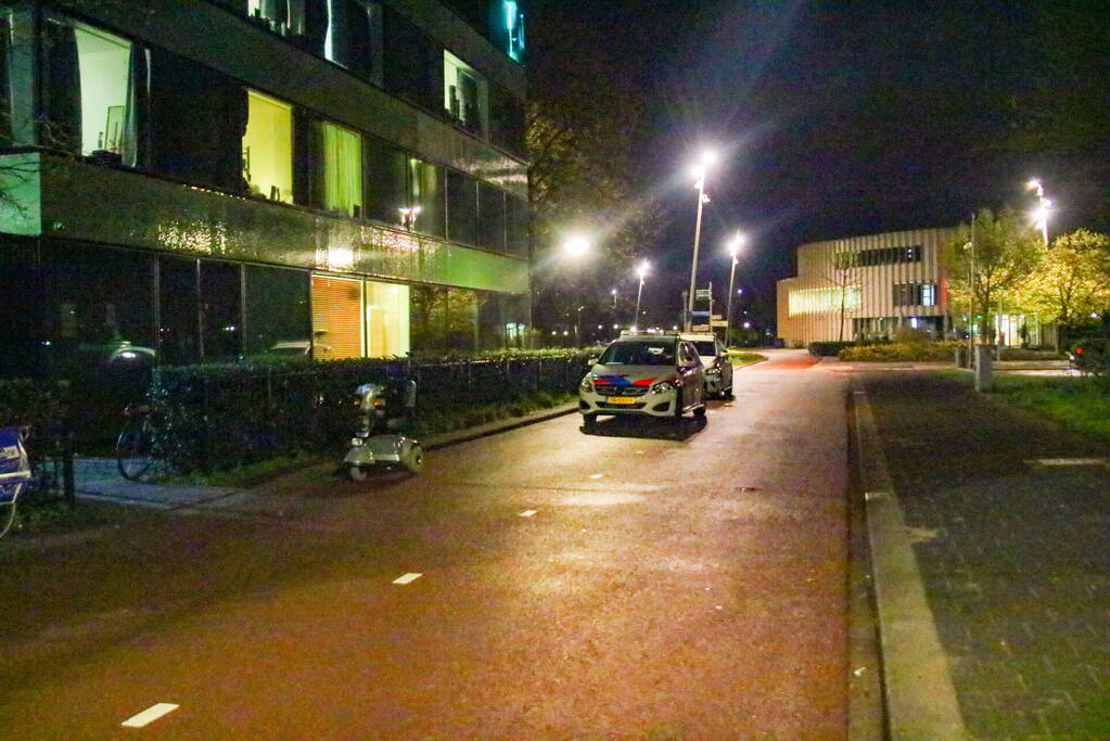 Politie onderzoekt steekpartij in Zuidoost