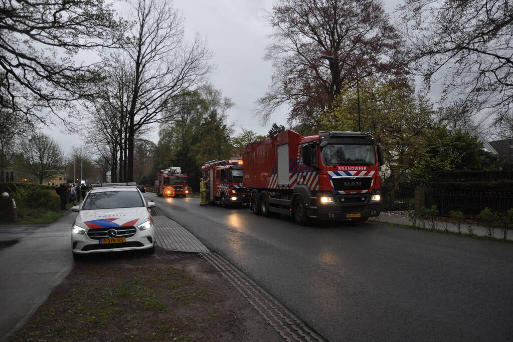 Brandweer doet onderzoek naar schoorsteenbrand