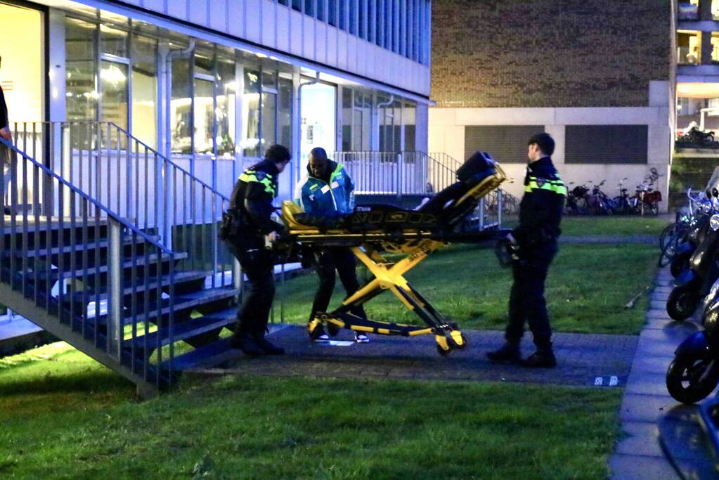 Persoon gewond bij steekincident