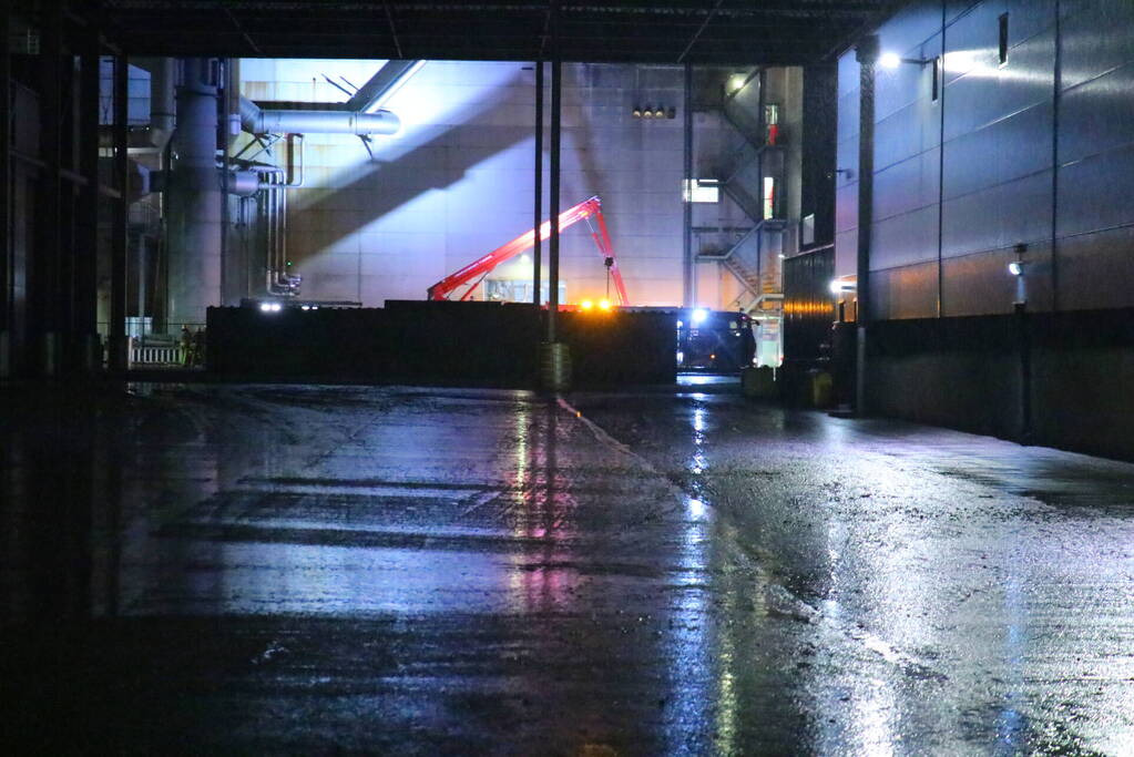 Brand in ketel waar cacaoschillen verwerkt worden