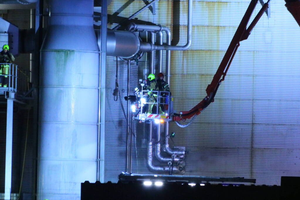 Brand in ketel waar cacaoschillen verwerkt worden