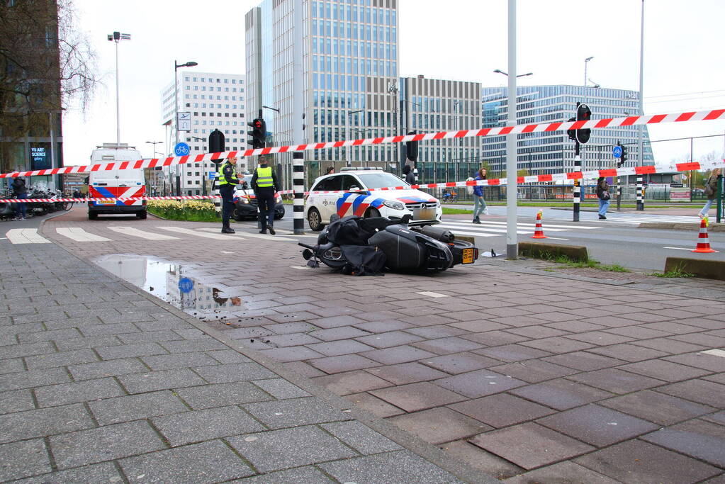 Scooterrijder (19) overleden na verkeersongeval