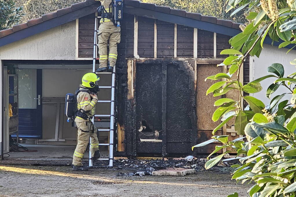 Brandweer ingezet bij brand bij schuur