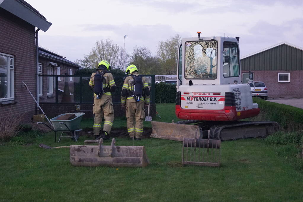 Brandweer verricht metingen bij gaslekkage