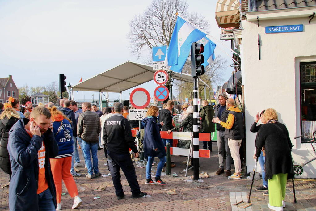 Gewonde bij schietpartij bij café