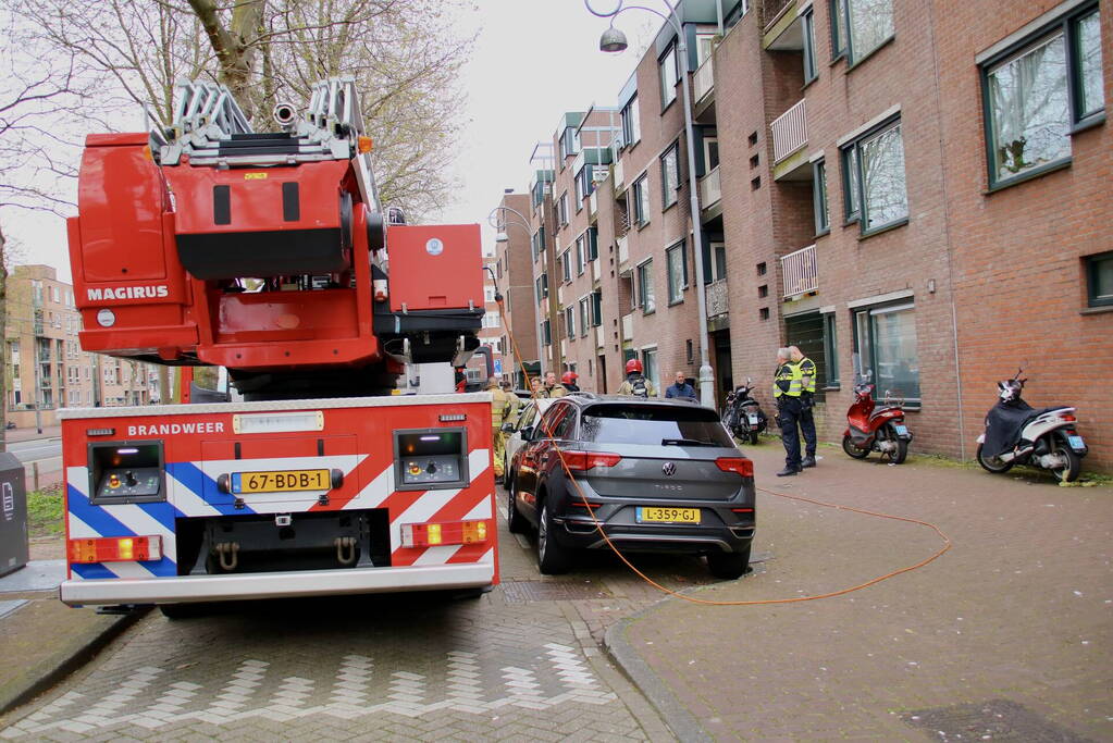 Oplader laat scootmobiel afbranden