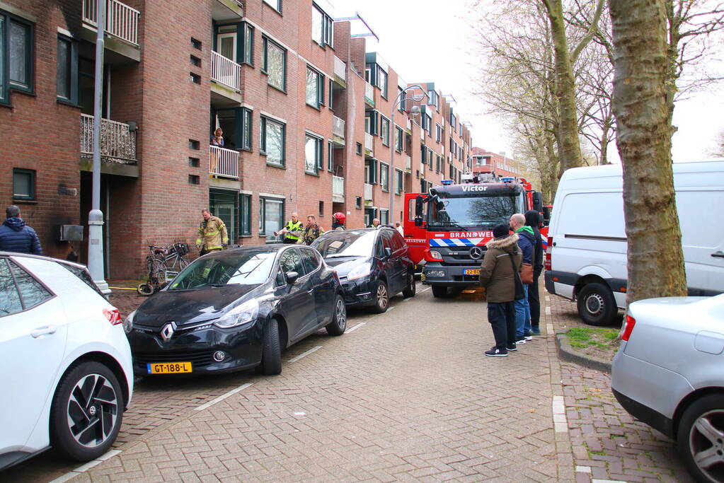 Oplader laat scootmobiel afbranden