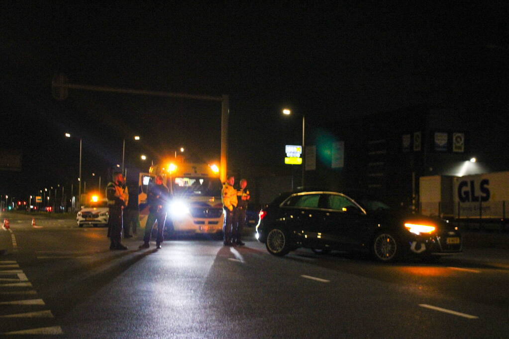 Aanhouding na aanrijding op kruising