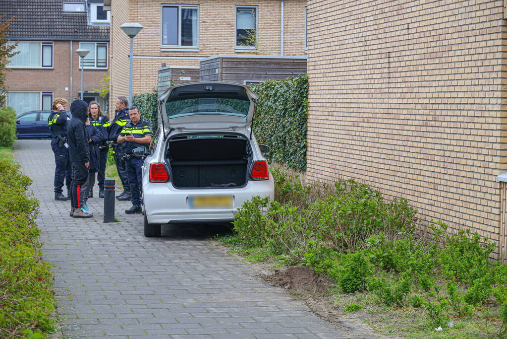 Achtervolging eindigt in plantsoen