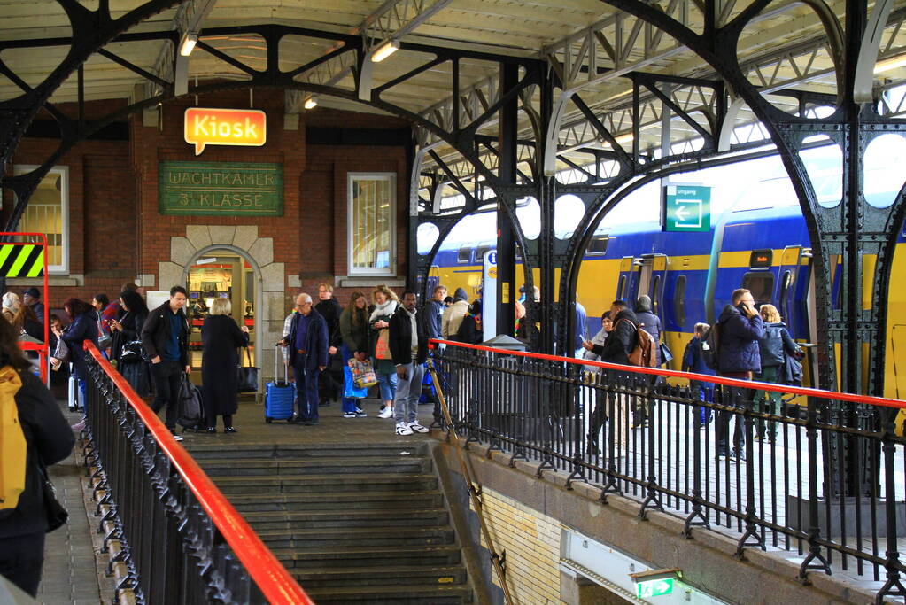 Treinen stilgelegd na aanrijding