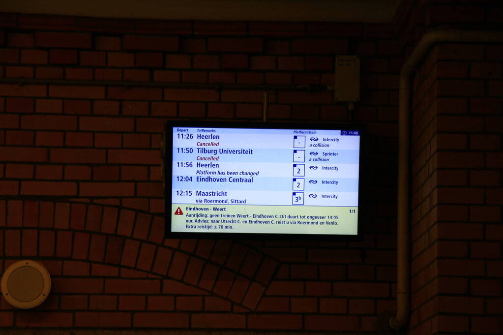 Treinen stilgelegd na aanrijding