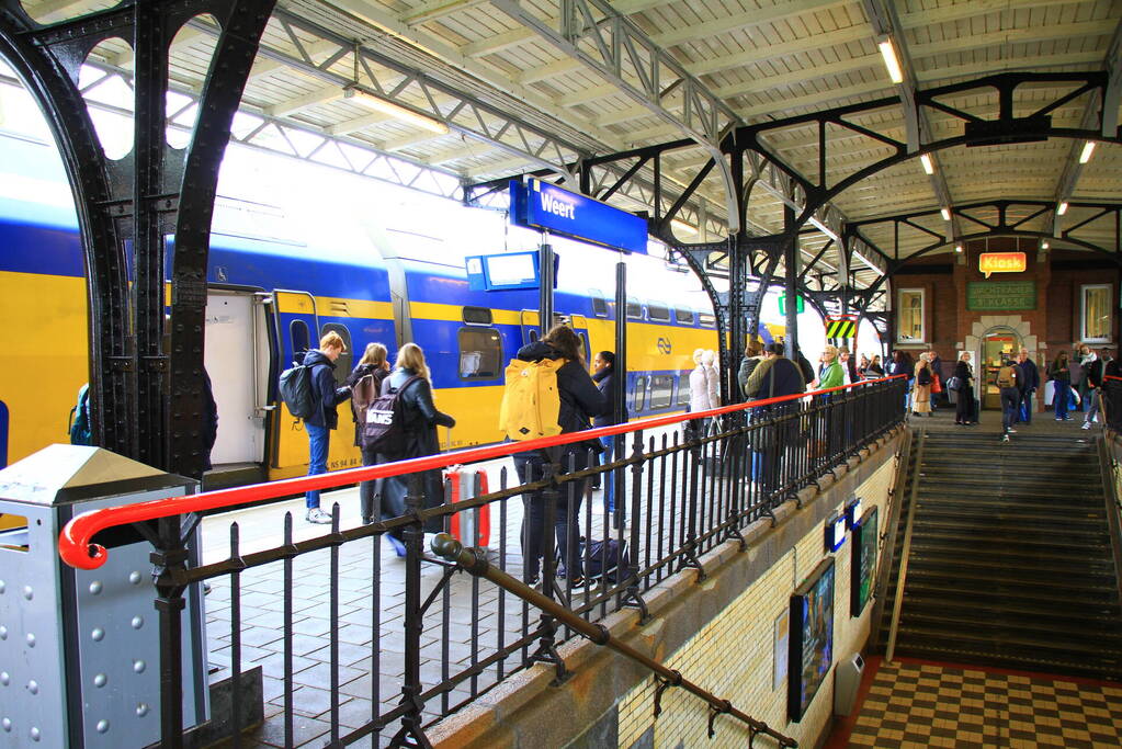 Treinen stilgelegd na aanrijding