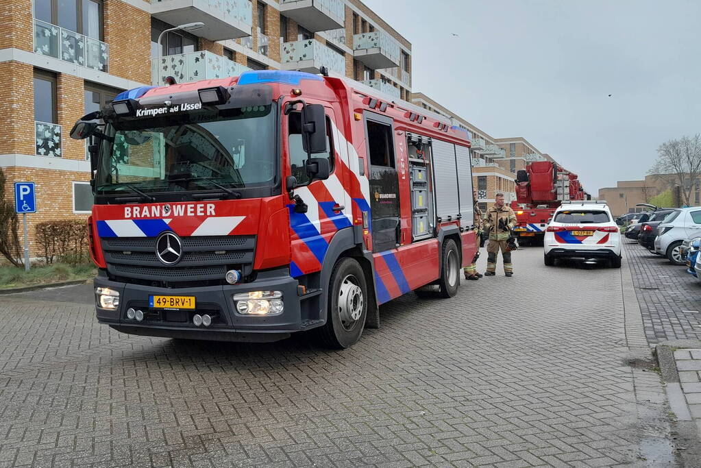 Rookontwikkeling door pan op het vuur