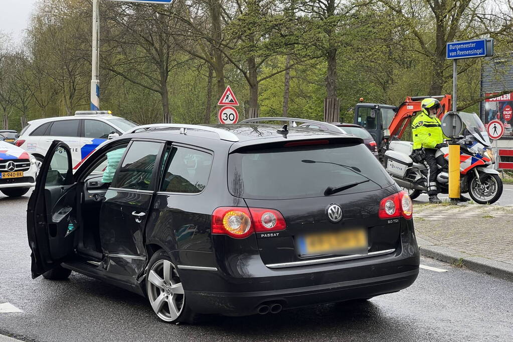 Flinke schade bij botsing op kruising
