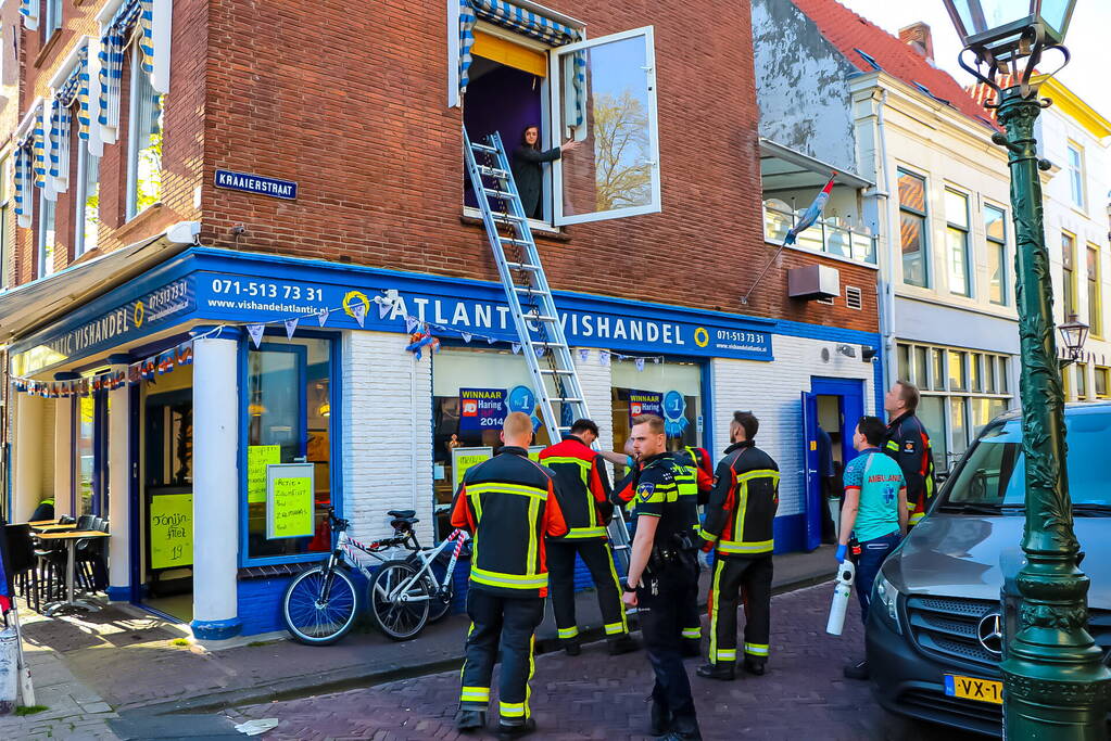 Persoon valt van trap en raakt gewond