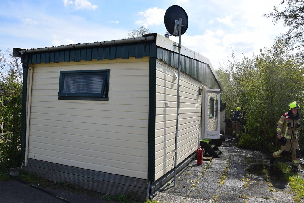 Stacaravan in brand op camping