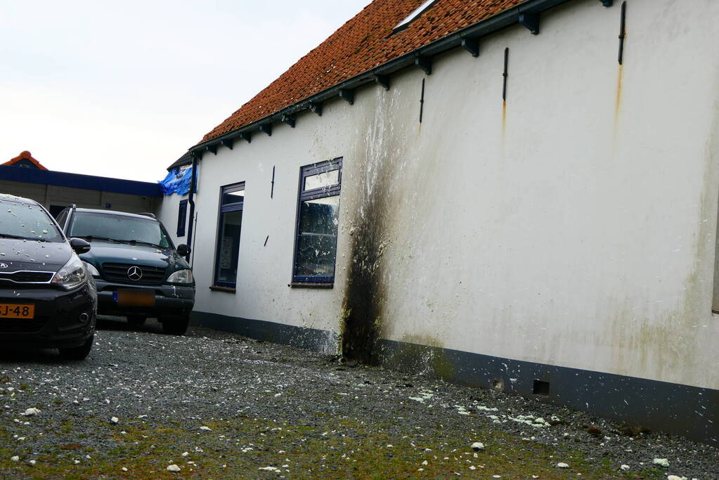 Explosief gaat af in tuin woning