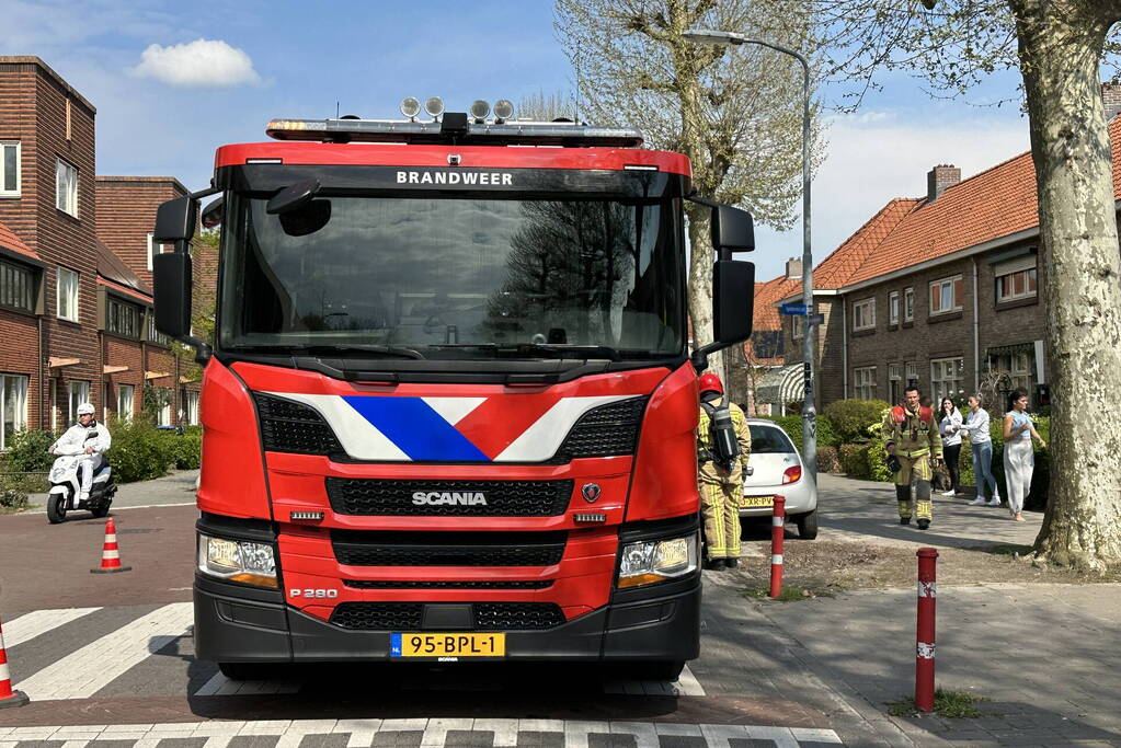 Mini-elektrische fiets vliegt in brand in woning