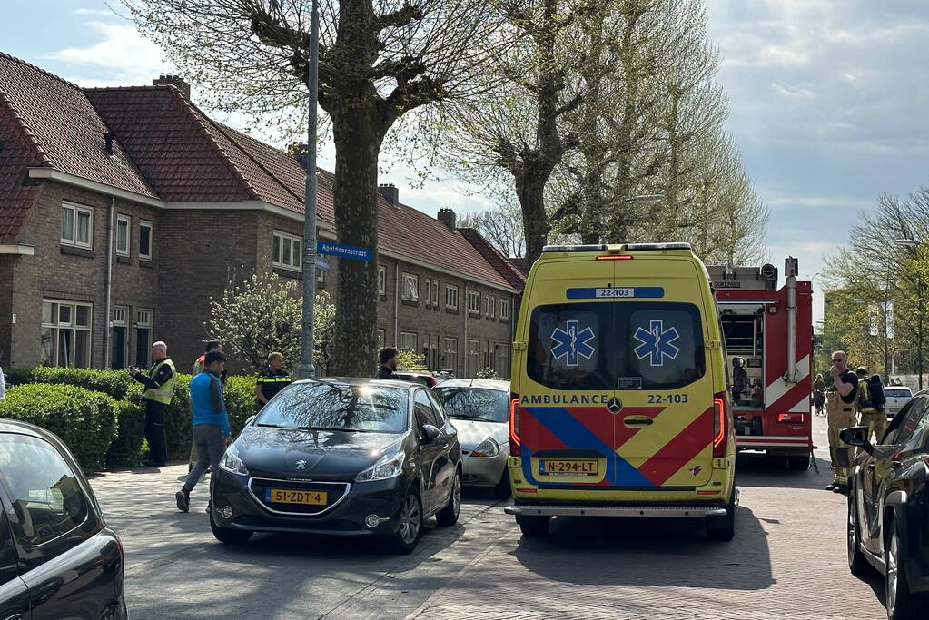 Mini-elektrische fiets vliegt in brand in woning