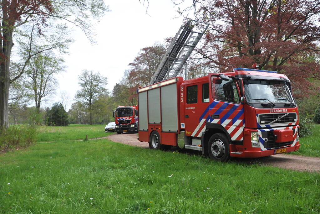 Brand in monumentaal parkbos De Braak