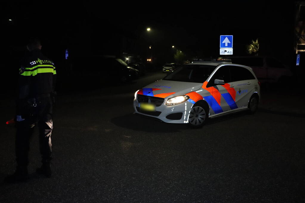 Persoon ernstig gewond na val van dak