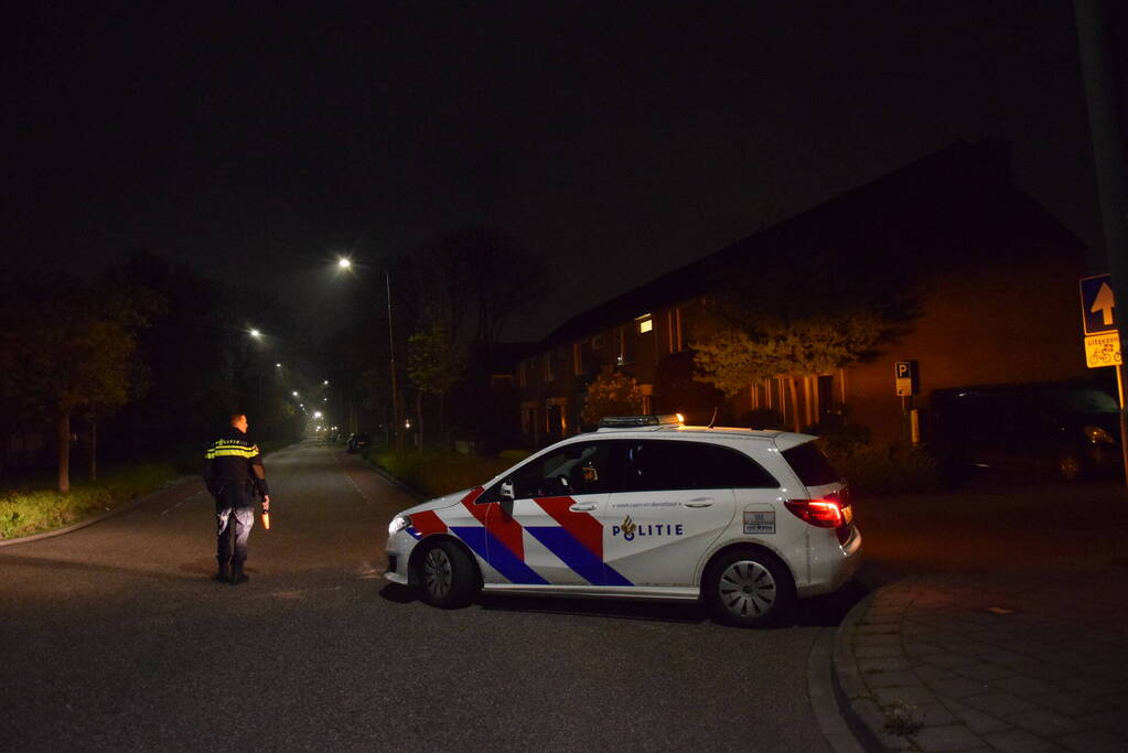 Persoon ernstig gewond na val van dak