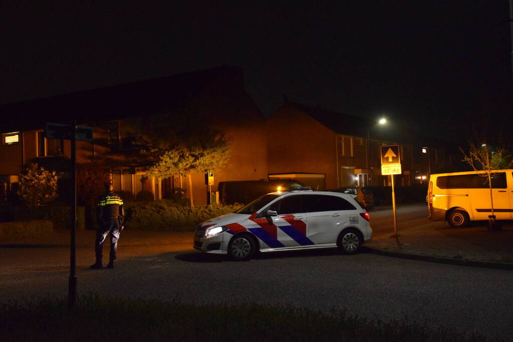 Persoon ernstig gewond na val van dak