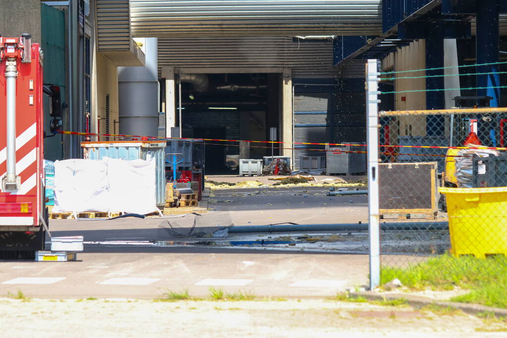 Bedrijf ontruimd na explosie