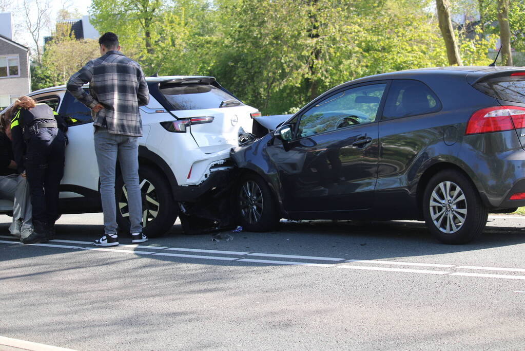 Flinke file bij kop-staartbotsing