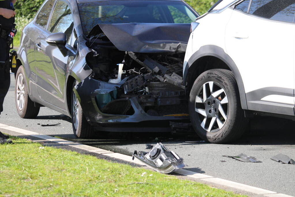 Flinke file bij kop-staartbotsing