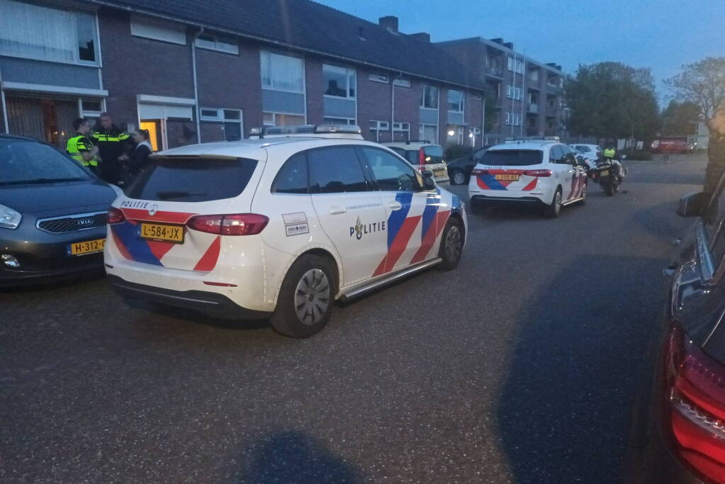 Persoon naar ziekenhuis na ruzie in woning