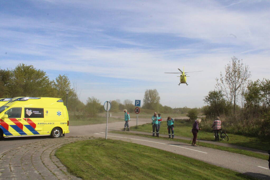 Landing traumahelikopter trekt veel bekijks