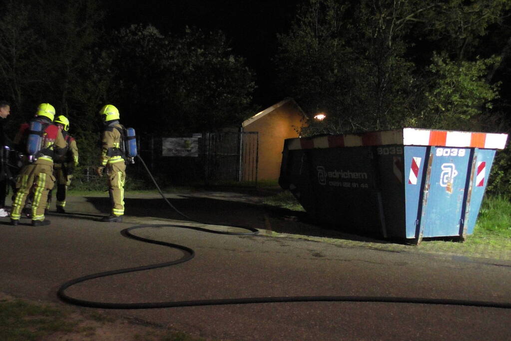 Brand in bouwcontainer
