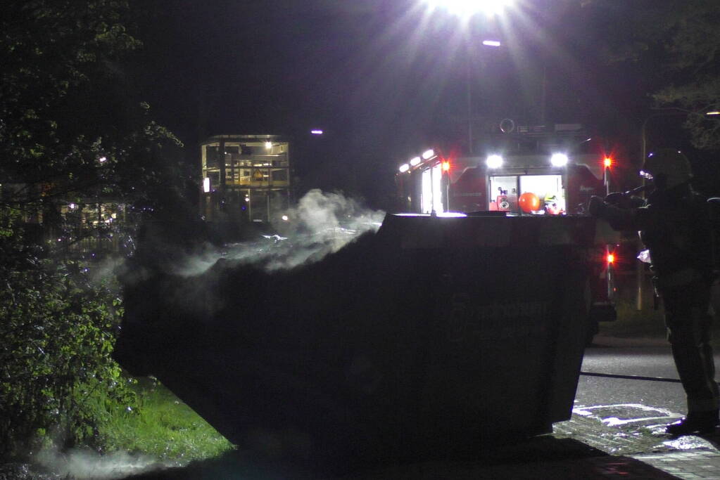 Brand in bouwcontainer