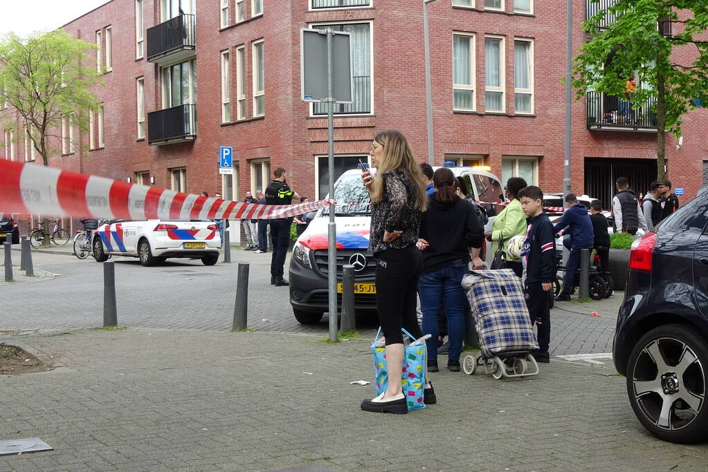 Straat afgezet na schietpartij