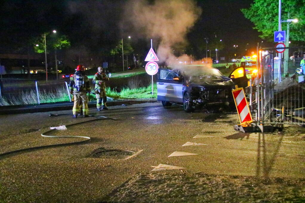 Voertuig te water na aanrijding