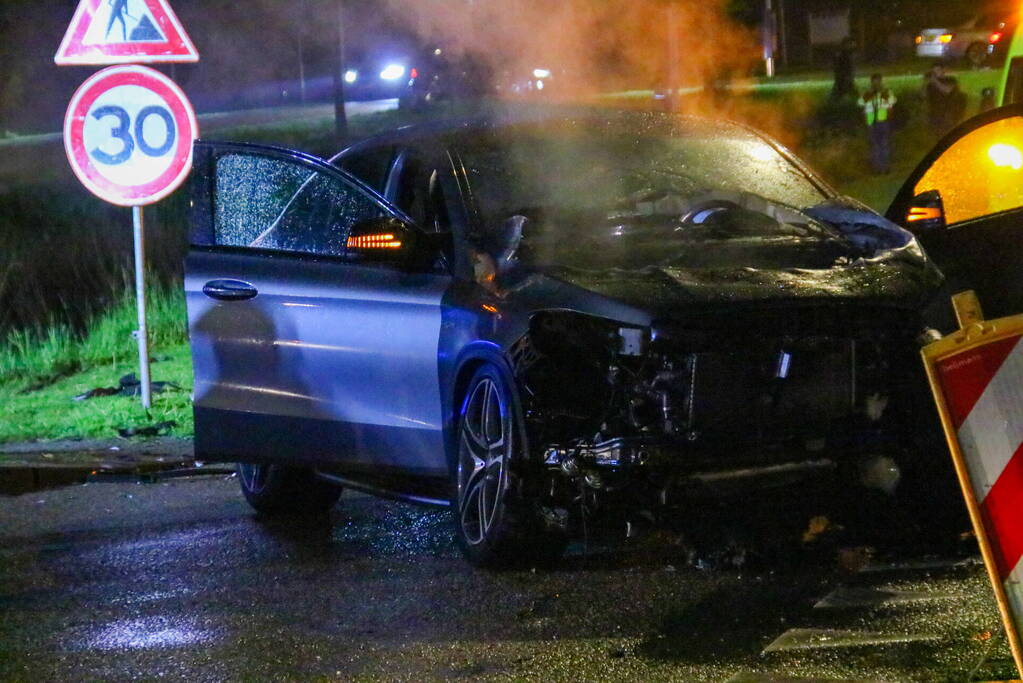 Voertuig te water na aanrijding