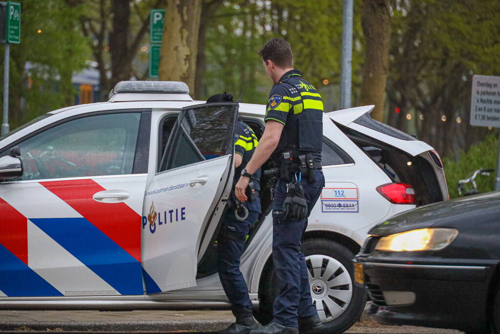 Trein stilgezet op NS-station vanwege melding van vuurwapen