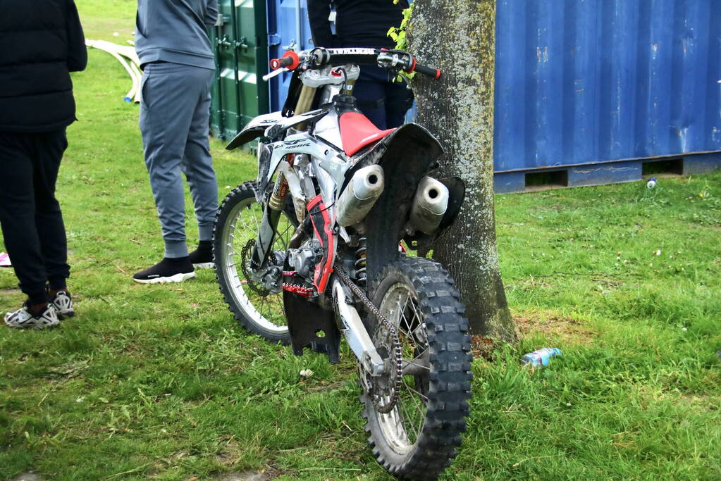 Motorrijder zwaargewond bij aanrijding
