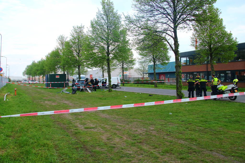 Motorrijder zwaargewond bij aanrijding