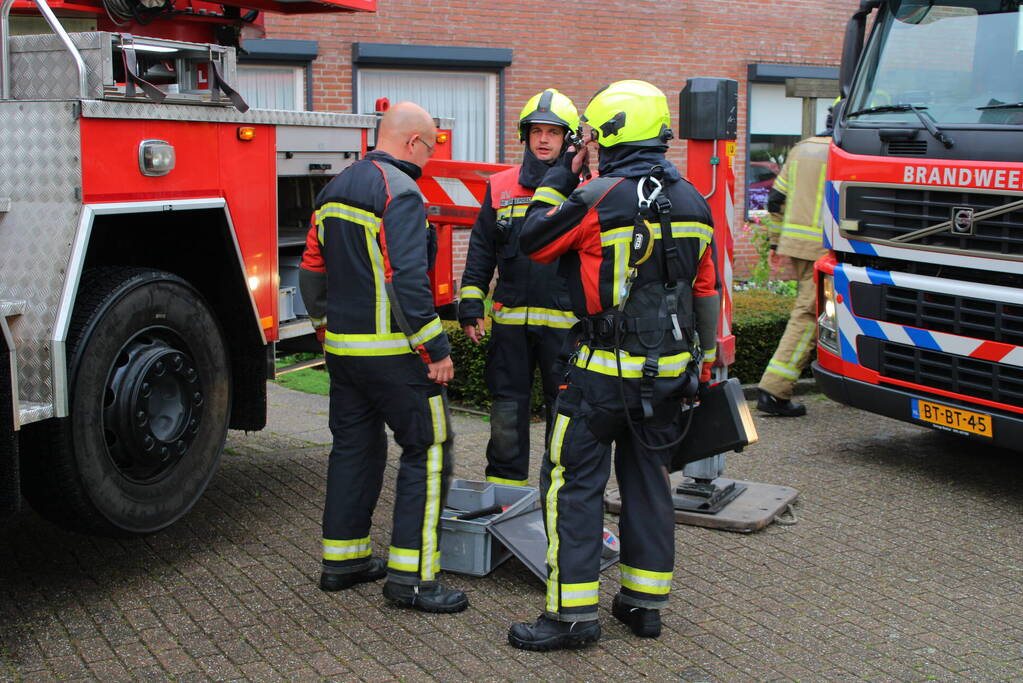Brand in schoorsteen snel gedoofd