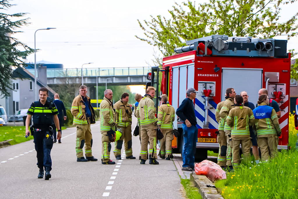 Grote rookwolken bij zeer grote industriebrand