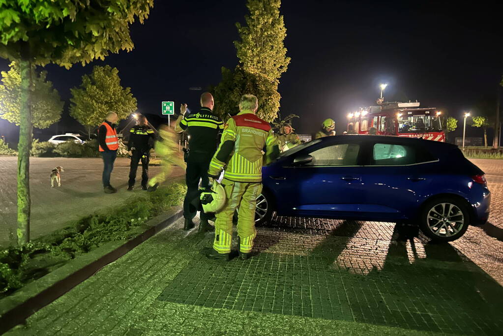 Brand in auto snel geblust
