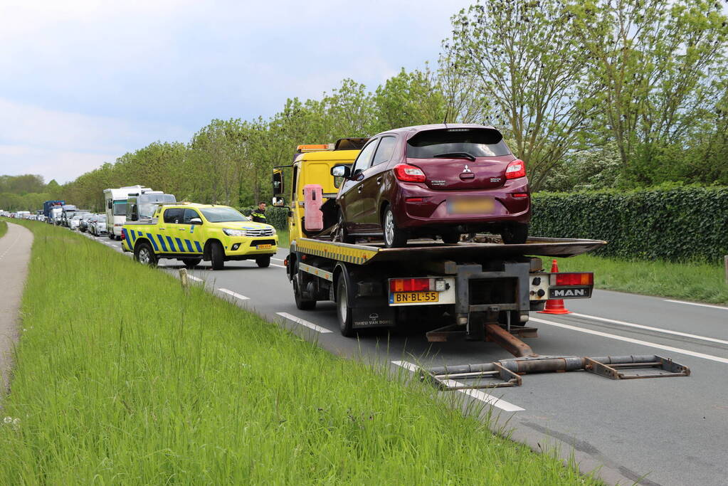 Kop-staartbotsing leidt tot gewonde